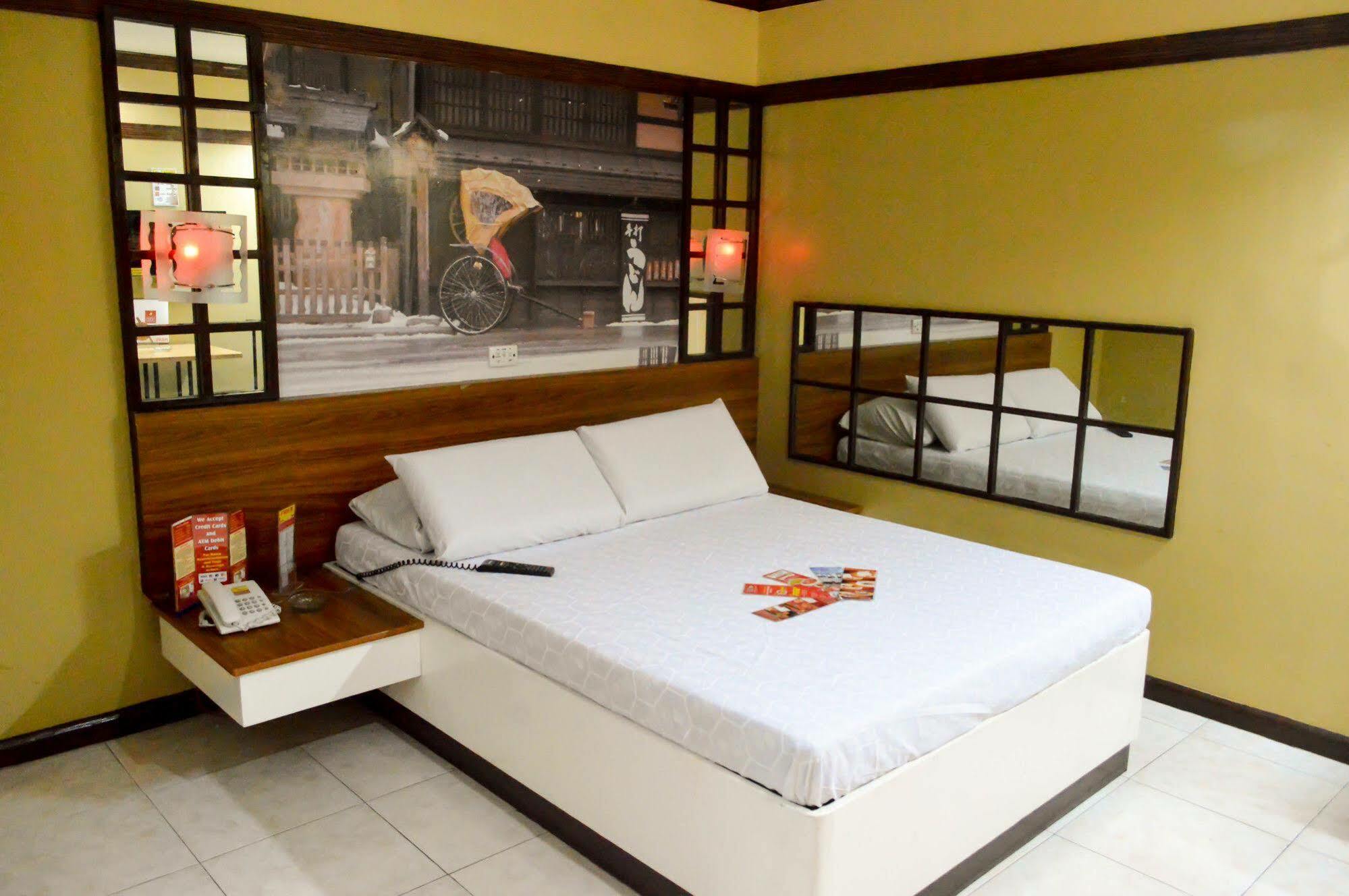 Hotel Sogo Avenida Manille Extérieur photo